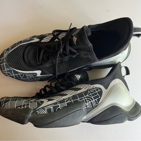 adidas Other - Adidas court shoe